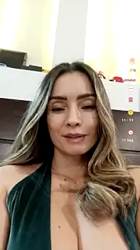 Loly_Horny webcam