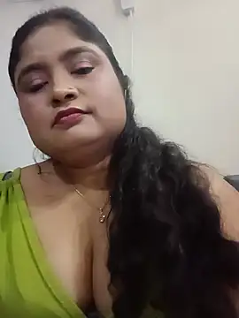 hornyriyanka webcam