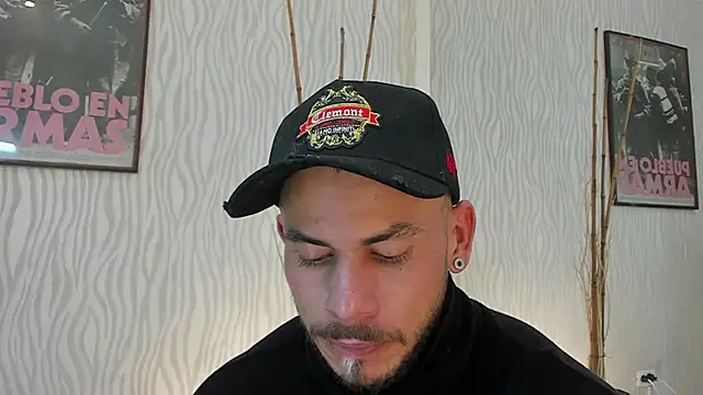 dylan_jacobx webcam