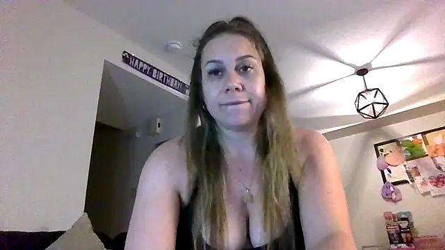 thedevinemama webcam
