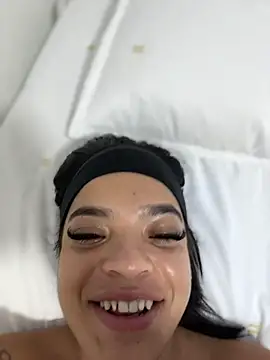 JuanitaMore01 webcam
