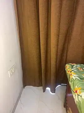 Ally_00 webcam