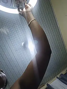 freakytash webcam