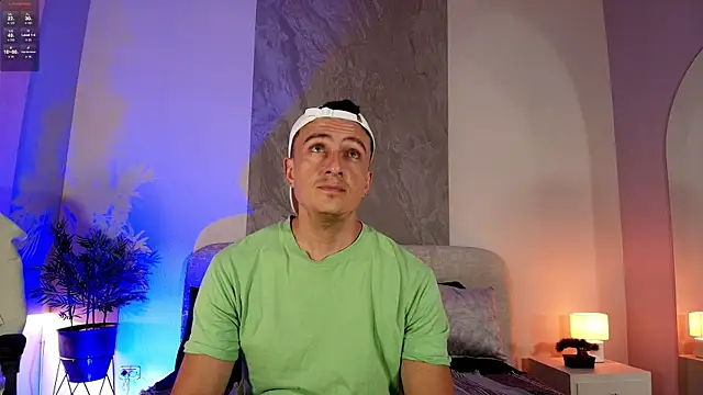 May_Lyonheart webcam