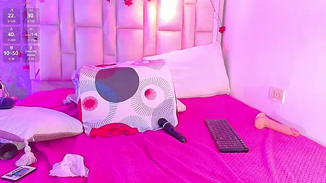 LunaRose18 webcam