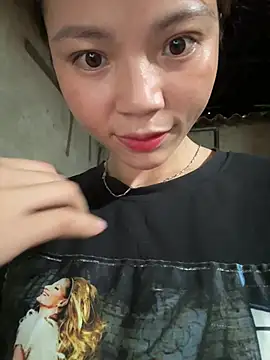 Aria_Maya webcam