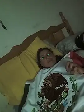 LaInsaciableIntensa webcam