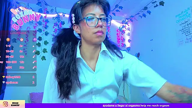 Roxanbunny1 webcam