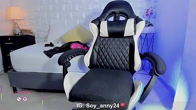 anny_rouse24 webcam