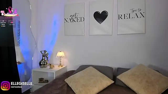 ElleGisellee webcam