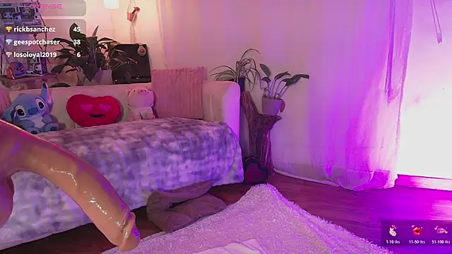 HANNAH_LOVEE webcam