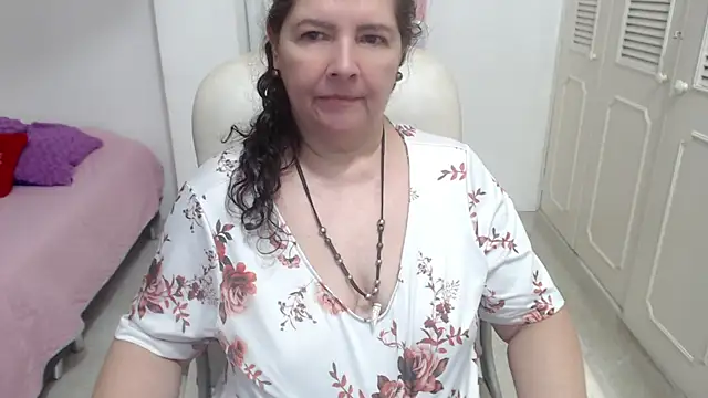 leonela_69