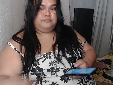 Naughty_alfrea webcam