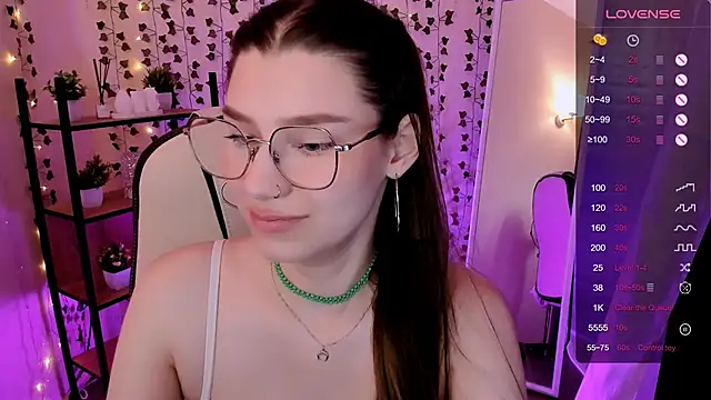 LinaBlossom_ webcam