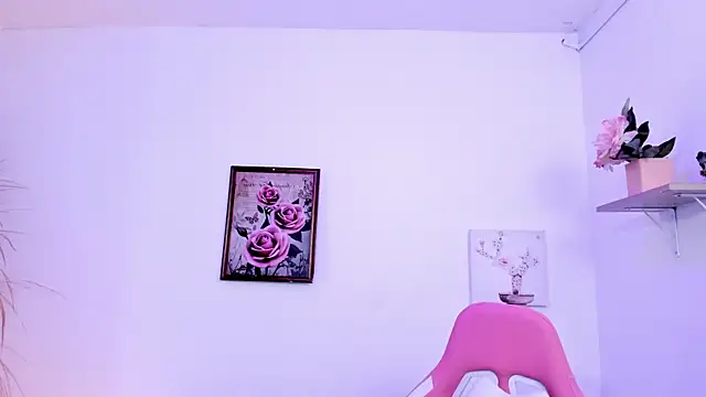 EmmaMyers1 webcam