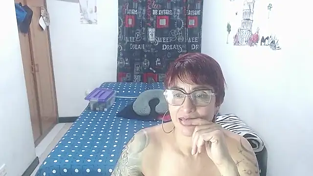 Charlotte_gray_ webcam