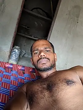 Daddyishere_19 webcam