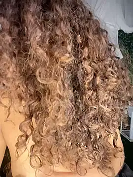 CurlyOopsieXXX webcam