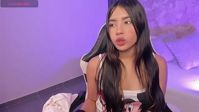megan_thorp webcam