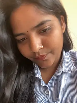 Arshu_143 webcam