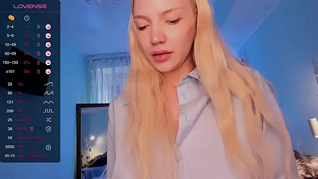 AnyaTaylor_ webcam