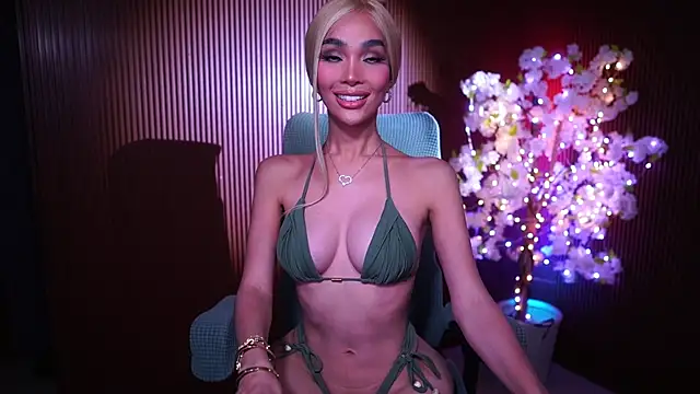 xxforyoureyesonlyxx webcam