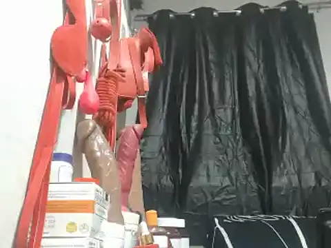 30cmMONSTERCOCKnBIGLOAD4u webcam