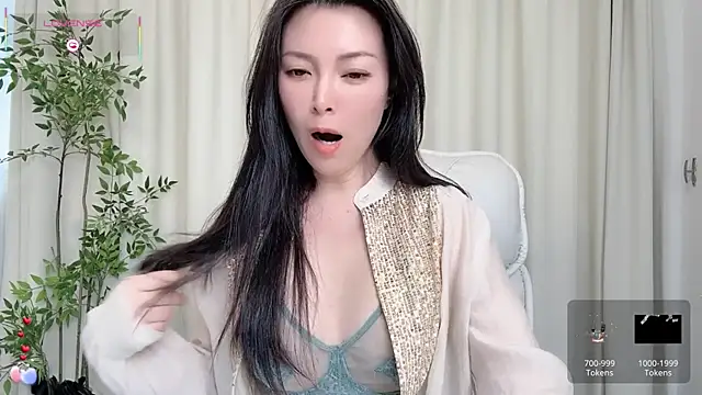 Lucy-cici live sex cam
