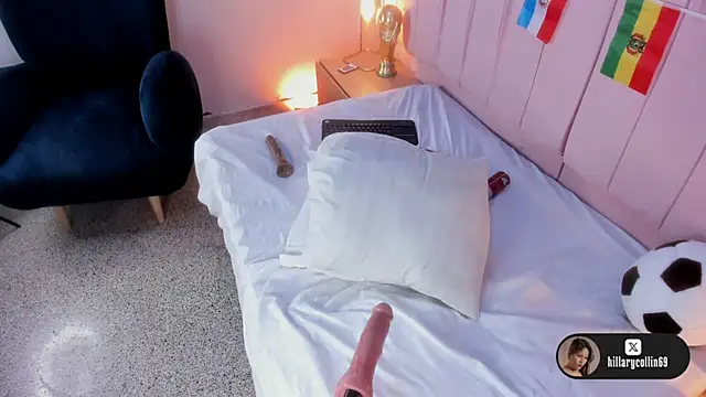 Hillary_Collins1 webcam