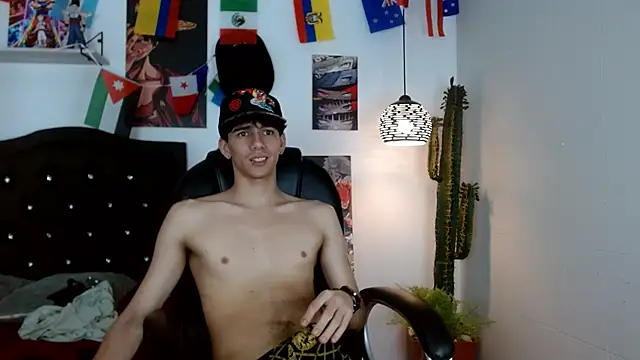 AmethystShadow17 webcam