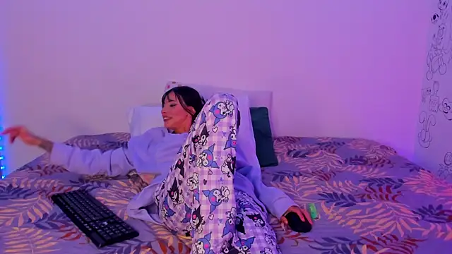 ChloeAddamss webcam