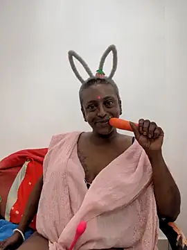 mamakarma1403 webcam