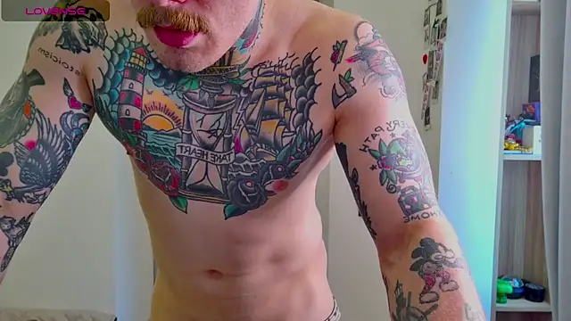 white_King9999 webcam