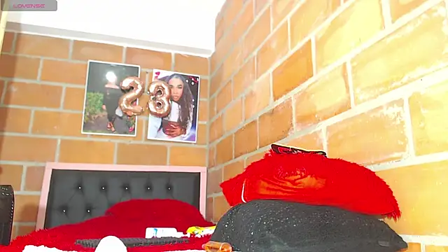 k_stormi_ webcam