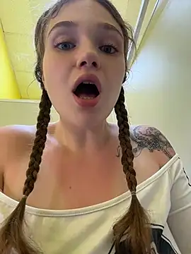 RussianWoman webcam
