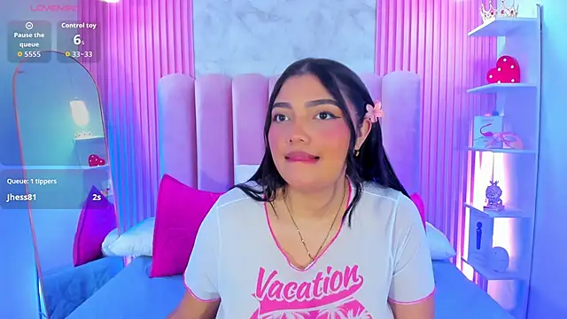 ArianaRougee webcam