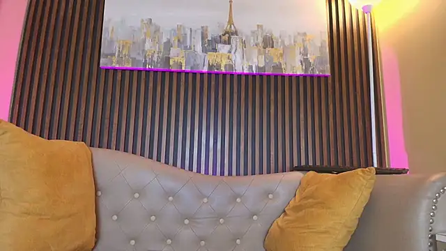 Elisasue webcam