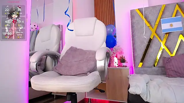 Lizza_Jones webcam