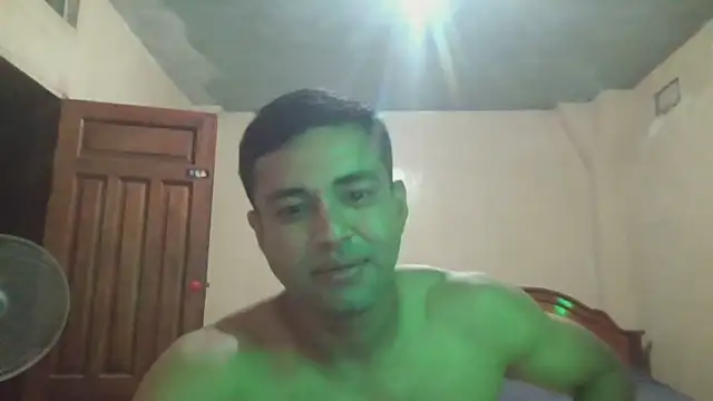 User_02_ webcam