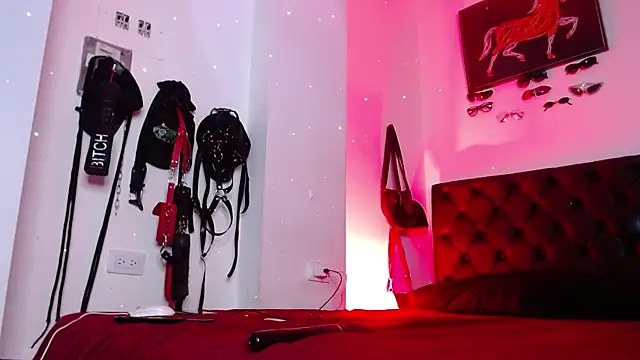 Carolina_Bluee webcam