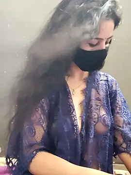 Kanika_76 webcam