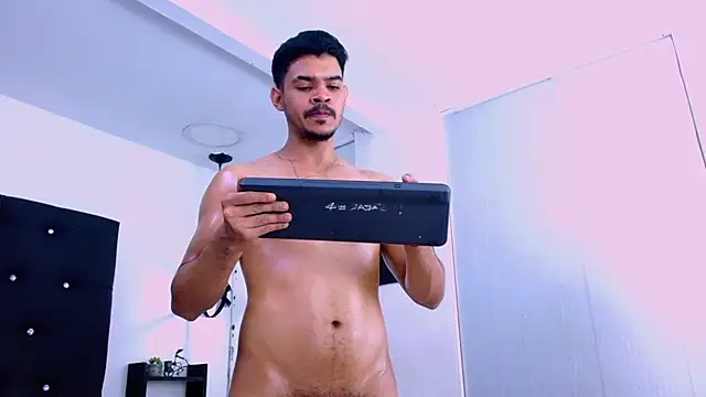 Dannesh_ webcam