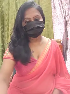 Meera_mia webcam