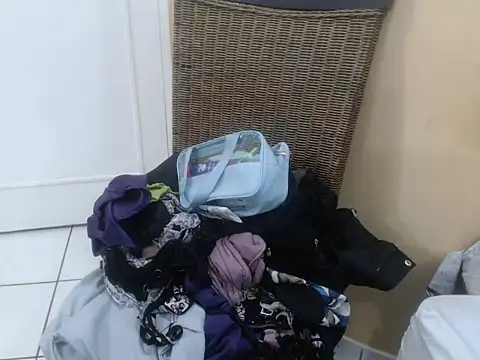 DarkEbonyX webcam