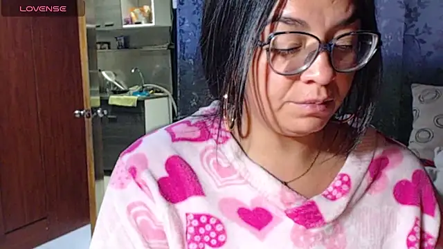 miia-big1boobs_ webcam
