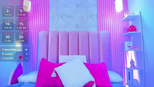 ArianaRougee webcam