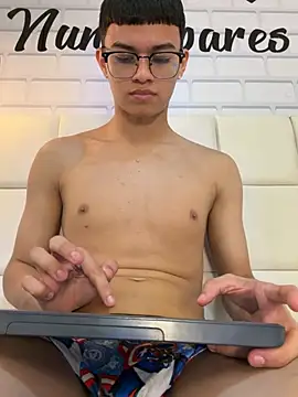 Apolo_jonnes webcam