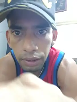 Negritohot3682 webcam
