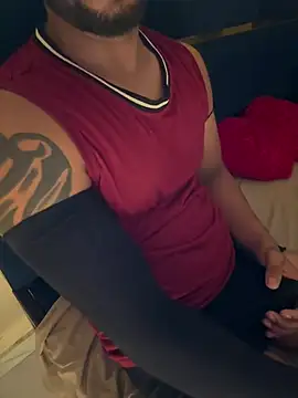 indian_Hunk webcam