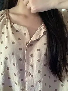 Lilie22 webcam